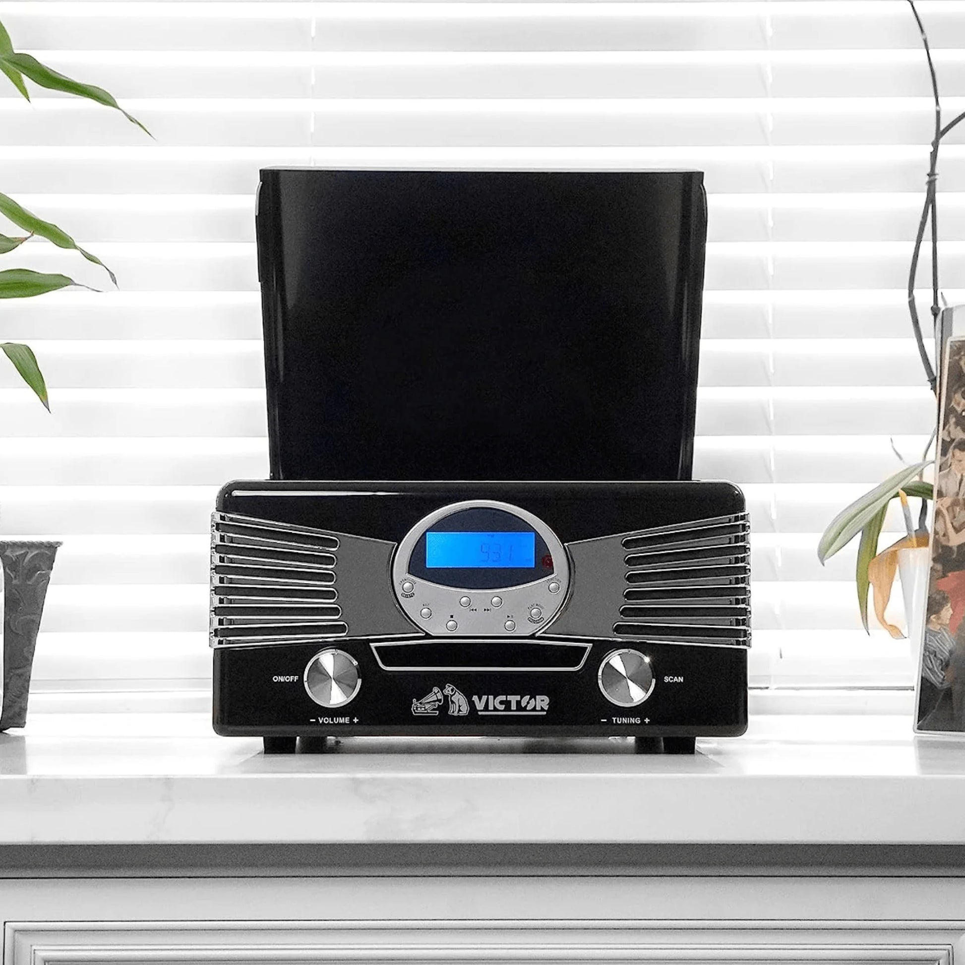 Victor Diner 7-In-1 Turntable Music Center with CD & MP3 Player and Bluetooth Function
